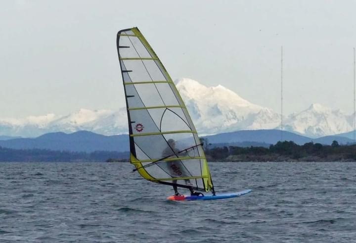 Foiling to Mt. Baker
Bobson foiling at CP in front of Mt. Baker
