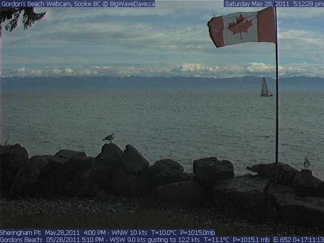 First Swiftsure boat to pass the cam
Skimmed through the archive, it looks like the boats are just starting to pass now (although all the smart outbound boats will be on the US side out-of-sight)
