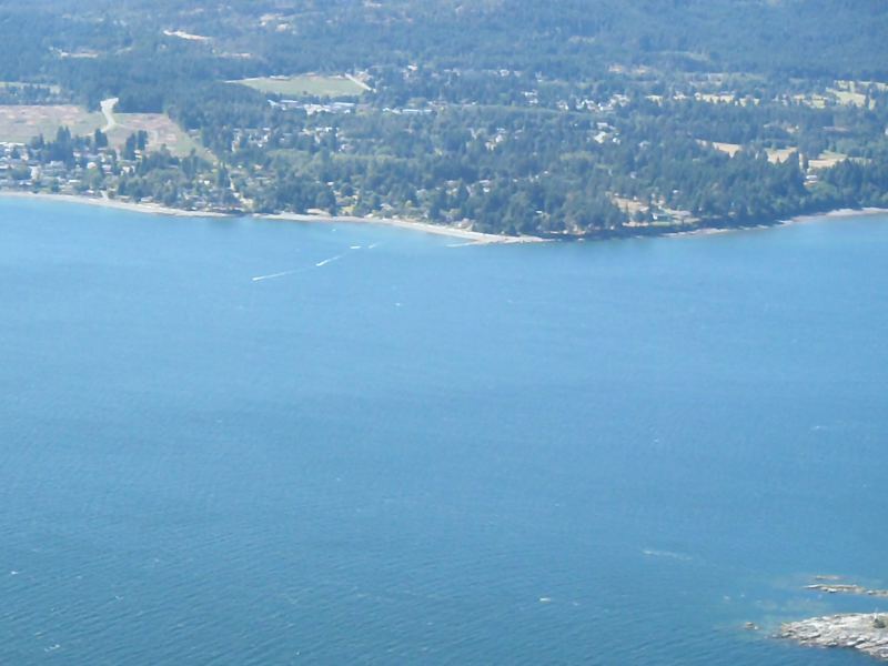 Kites at Sebastion Beach, Nanaimo - 21-July-2018
