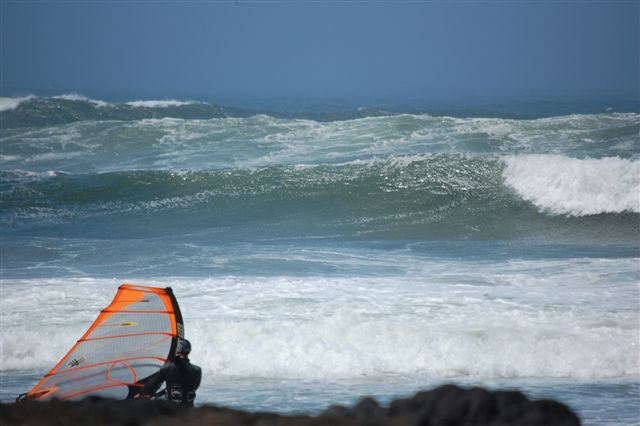 Kevin surveying the channel....wherever that is
I got out luckily and stayed there while the boyz has some tough times in the rinse cycle, wicked current, you couldn't even stand waist deep
