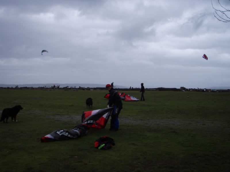 Late start.     Chris trying to make it work before dark .
2007 Island View going off.Raining, coolish ,unpredictable,you gotta love it.
