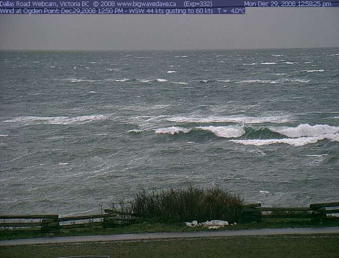 60 Knots
Biggest wave I've ever seen on the cam!
