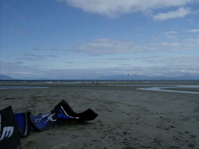 Eagle Point Nanaimo - looking  to G Straight,
Tip of Texada on left. Lots of Sand
