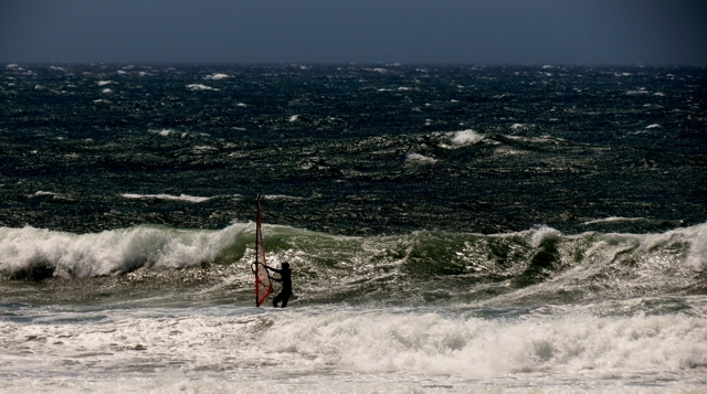 Down the line (BWD on set wave at the Rock)
