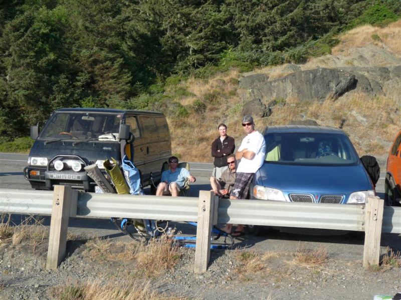 some of the crew chillin' at Cape Seb.
This is called 'not getting sandblasted at the jetty'.
