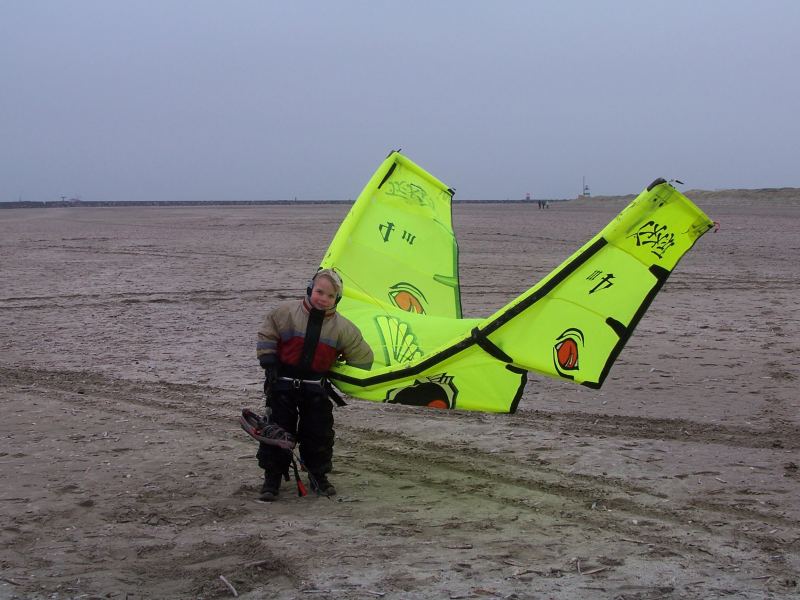 A boy and his kite
Location Holland.
