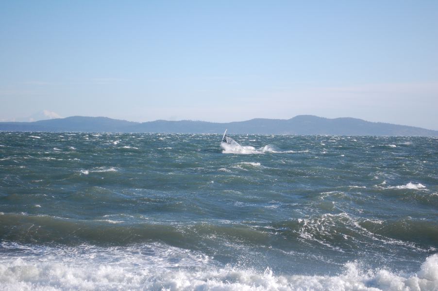 Agate big wind and waves in Haro Strait
