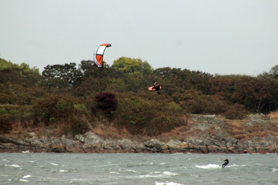 2 Men 1 Kite
Willows Beach with Cattle Point in Background. Ian pulling major air, as usual.
