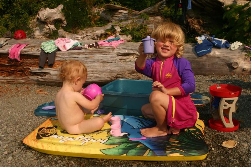 The G-Kids:Kit and Tash
Crazy teaparty/bath time action on the beach at Nitnat
