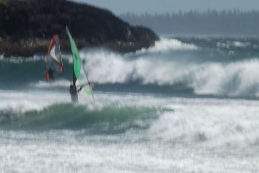 Blurry Windsurfish at Lovekin
