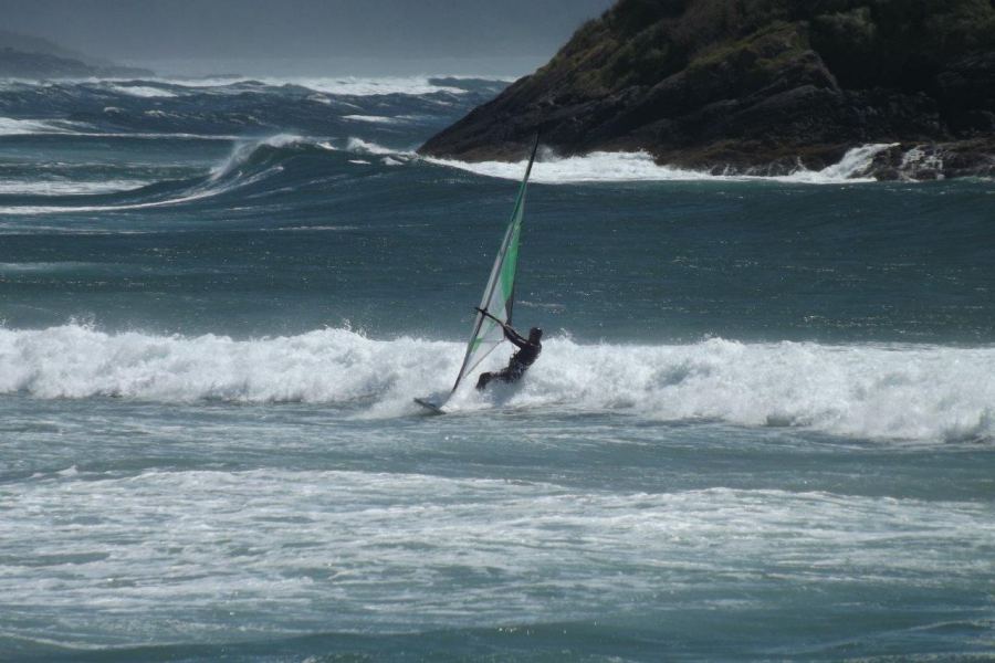 Biggest waves at Lovekin Rock
