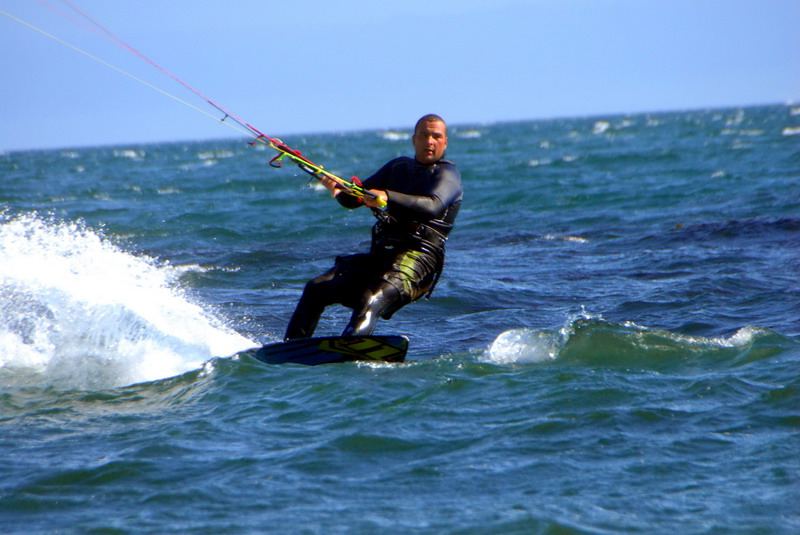 KiteSurfingJune7_02_exposure_resize.jpg