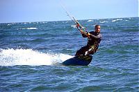 KiteSurfingJune7_26_exposure_resize.jpg