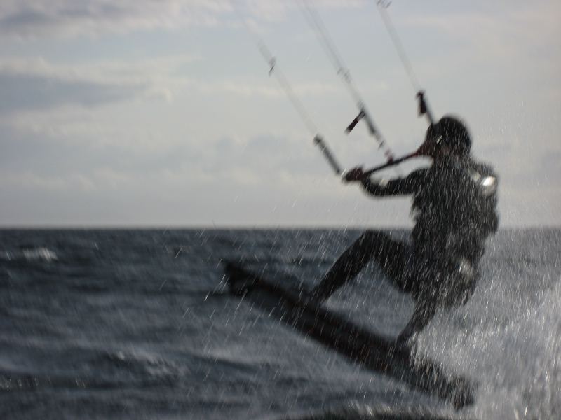 Kiteboarding_August_25_2009_014.JPG