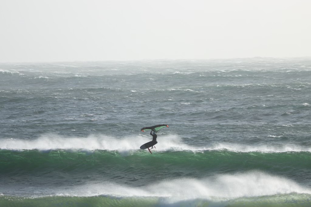 LB Big Monday- birthday waves- Photos by Banfieldave
Maxim becoming a legend. Photo of the year!
