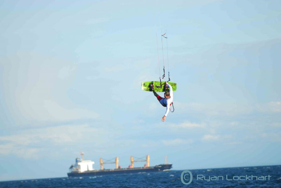 Nothing gets in my way!
Mark launches a good 25' up and 70' across.
