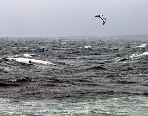 Stormy day off Clover Point
Hi-Res professional  prints available, archival paper, various sizes. Please contact via e-mail. Thank you.
