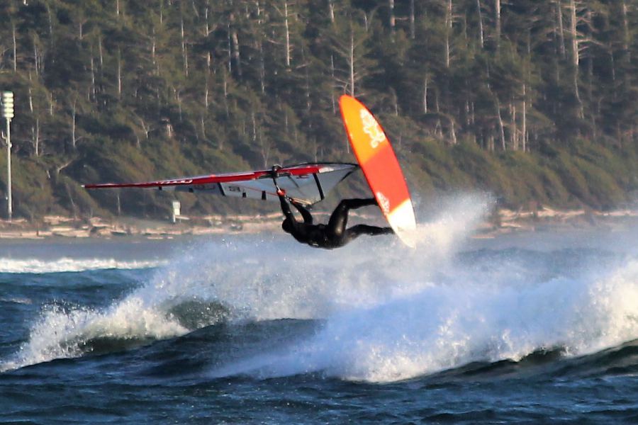 backie
sick
Keywords: windsurf