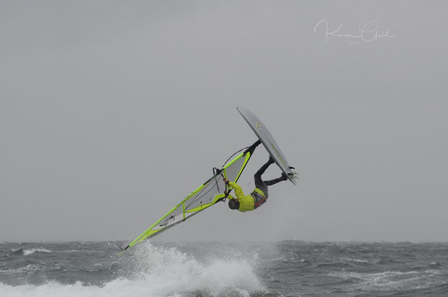 Keywords: Columbia beach goose spit kite surfing wind surfing