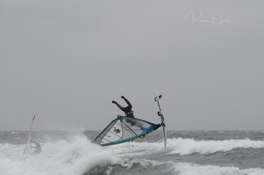 Keywords: Columbia beach goose spit kite surfing wind surfing